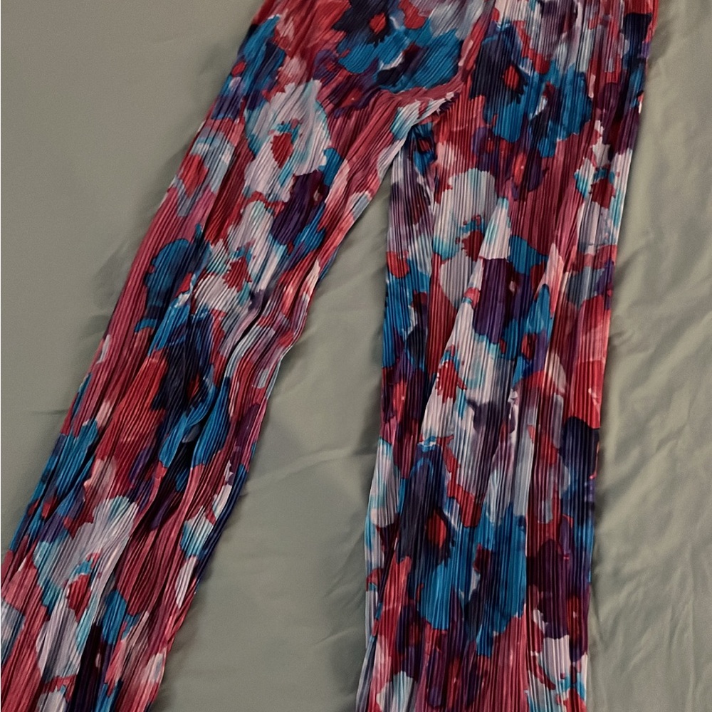 Fashion Nova Multicolor Pleated Skirt